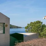 By The Sea Maslinica, Solta - 14748 马斯林尼察